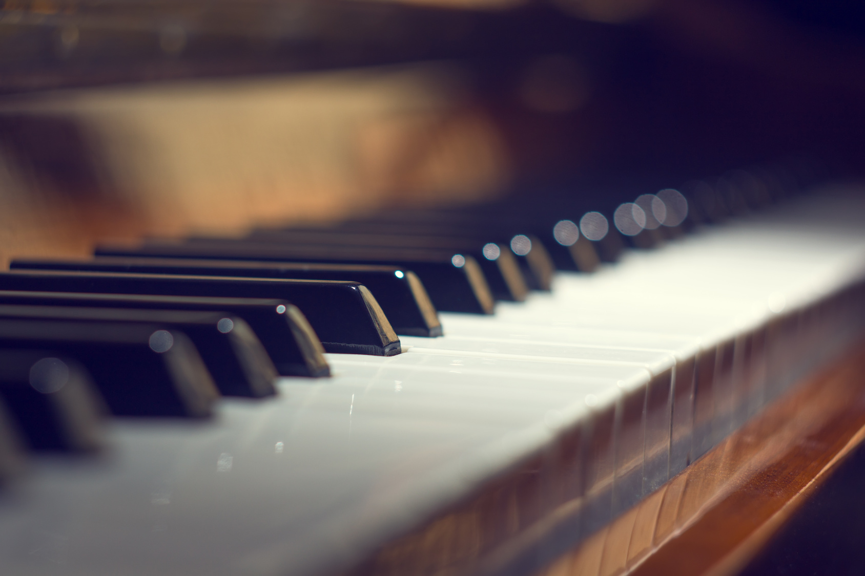 piano-keyboard
